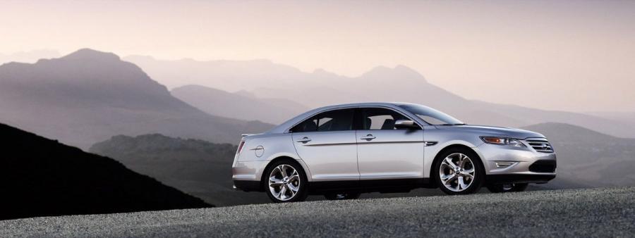  Ford Taurus SHO 2010 года  (фото 178 из 248)